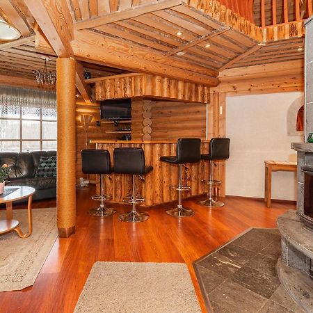 Karhunhovi Villa Paajarvi  ภายนอก รูปภาพ